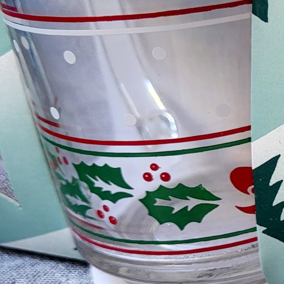 🎄Vintage Christmas Drinking Glass Coffee Mugs Set of 4 in original package - Picture 12 of 15